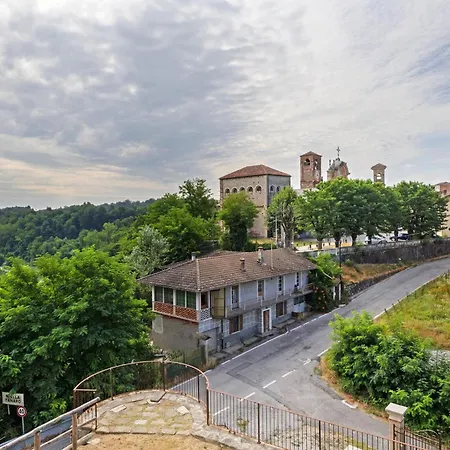 Castello Medioevale Nel Monregalese Feriehus *